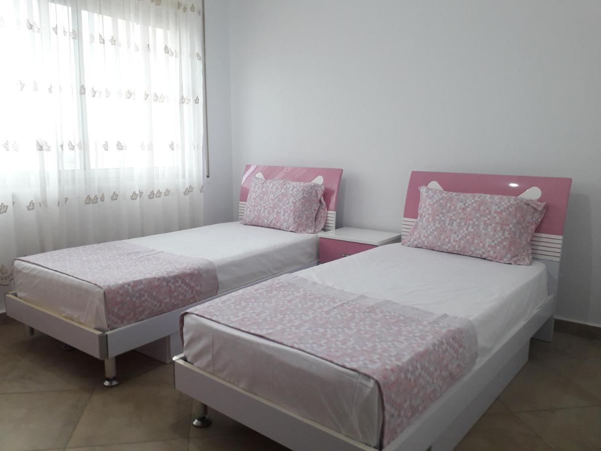 Center-Sea View Apartament,ساراندا المظهر الخارجي الصورة